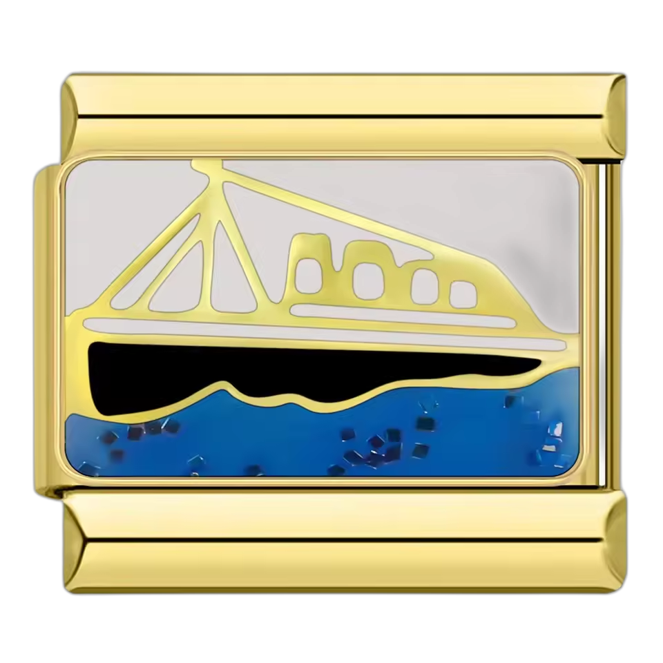 Cruise Liner – Gold